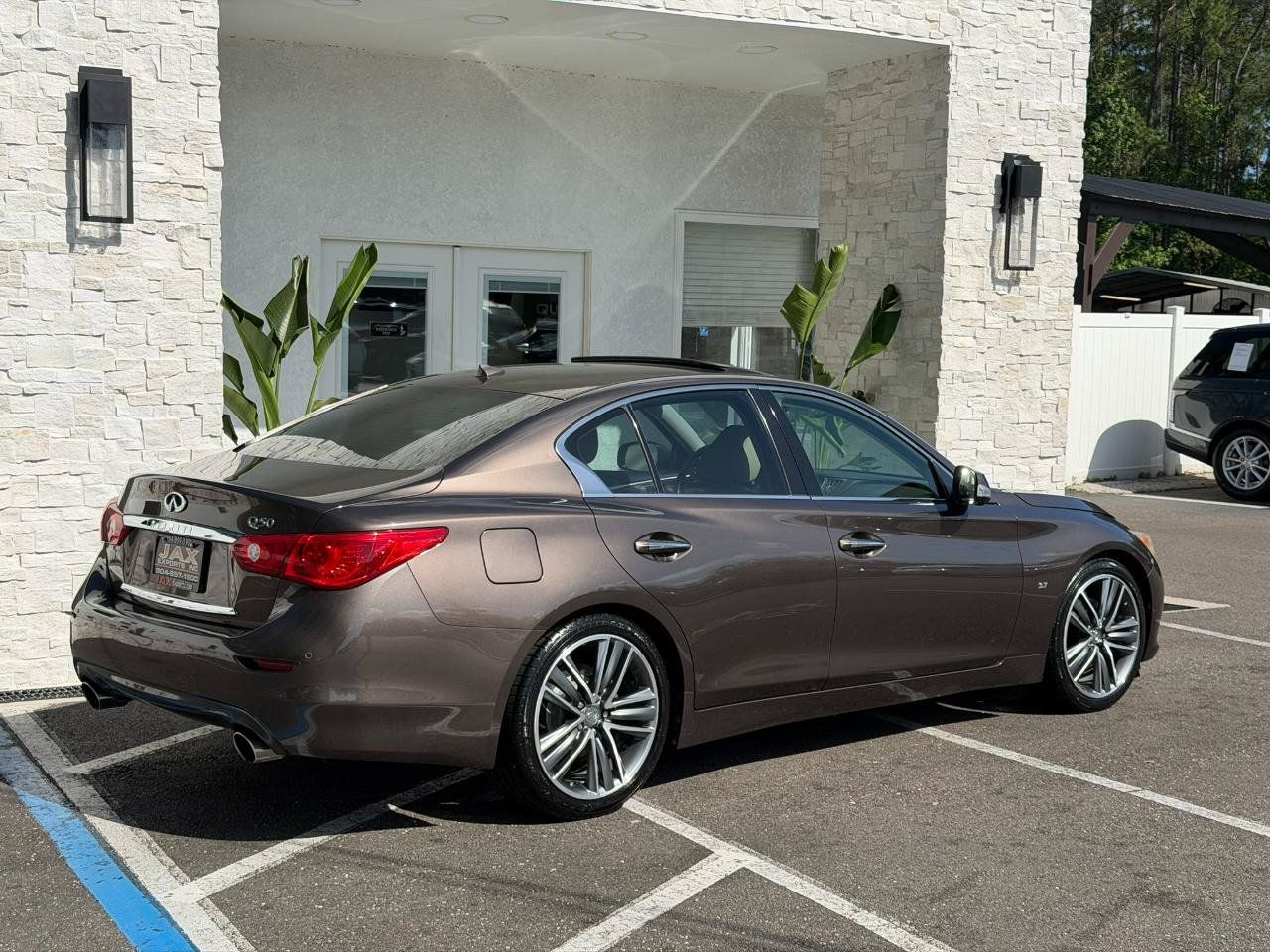 Used 2014 INFINITI Q50 Premium w/ Technology Package RWD image 19