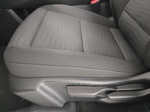 New 2026 Chevrolet Equinox LT w/ Midnight Edition FWD image 25