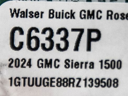 Used 2024 GMC Sierra 1500 Denali w/ Technology Package AWD/4WD image 29