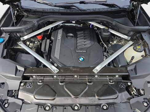 Used 2021 BMW X5 xDrive40i w/ Premium Package AWD/4WD image 36