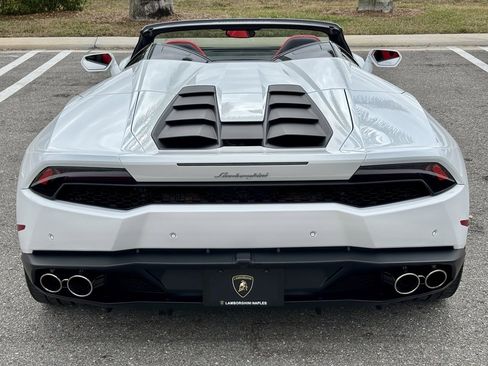 Used 2017 Lamborghini Huracan LP 610-4 image 8
