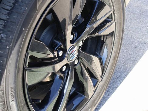 Used 2024 Buick Encore GX Sport Touring image 37