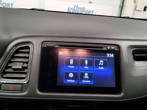 Used 2018 Honda HR-V EX image 28