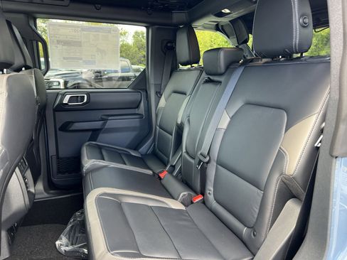 New 2025 Ford Bronco Outer Banks image 24