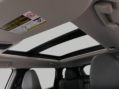 New 2026 Mitsubishi Outlander SE image 33