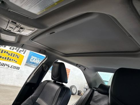 Used 2012 Toyota Camry SE w/ Leather Pkg FWD image 33