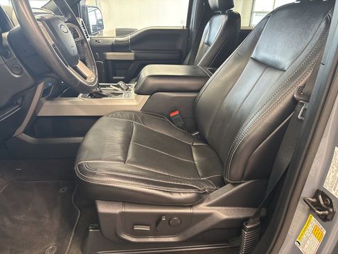 Used 2019 Ford F150 Lariat w/ Equipment Group 502A Luxury image 19