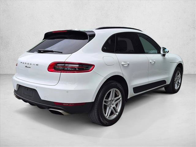 Used 2018 Porsche Macan AWD/4WD image 5