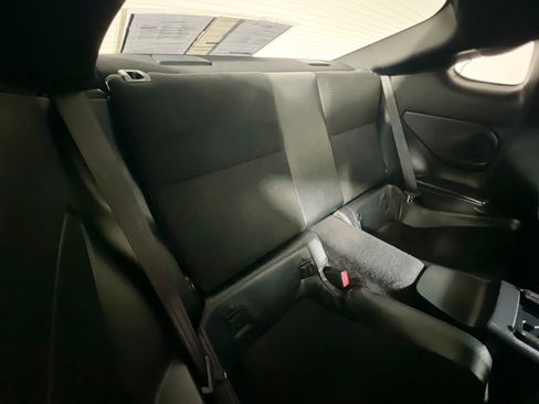 Used 2022 Toyota GR86 Premium image 32