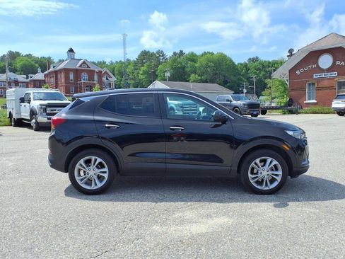 Used 2023 Buick Encore GX Preferred w/ Cold Weather Comfort Package image 4