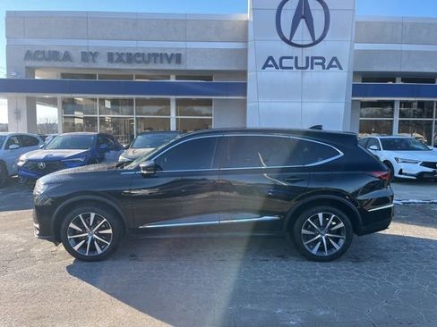 Certified 2025 Acura MDX Technology Package image 3