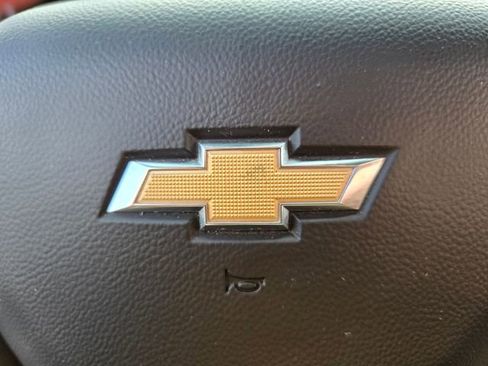 Used 2023 Chevrolet Suburban Premier AWD/4WD image 30