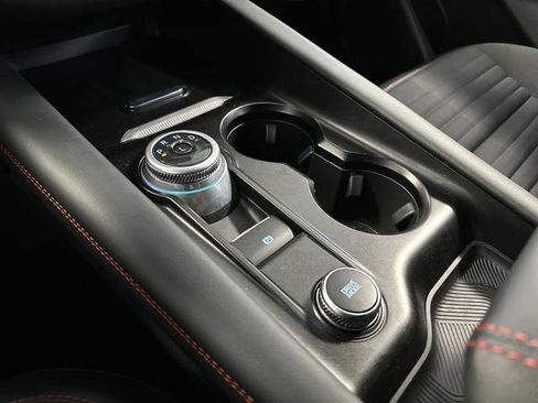 Certified 2025 Ford Explorer ST-Line image 23