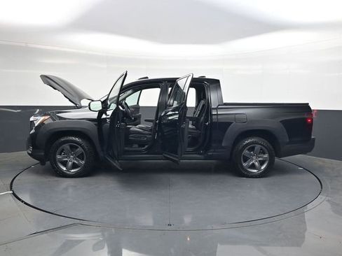 Used 2023 Honda Ridgeline RTL-E image 36