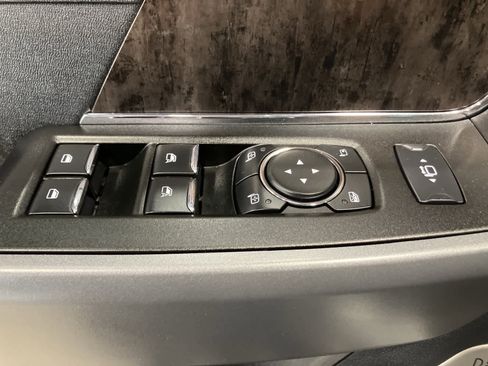 Certified 2023 Ford F350 Lariat w/ Lariat Ultimate Package image 18