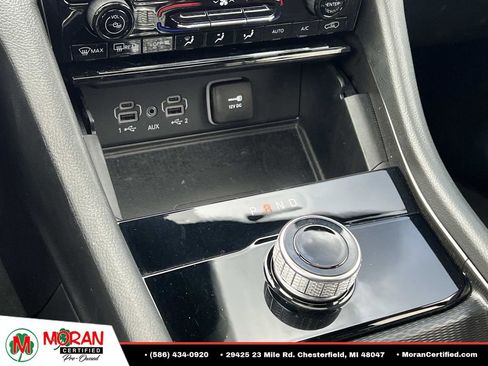Used 2024 Jeep Grand Cherokee Altitude AWD/4WD image 22