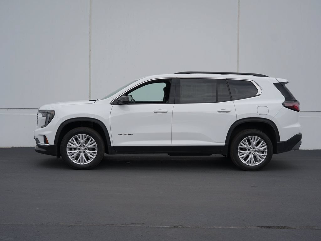 Certified 2026 GMC Acadia Elevation w/ Elevation Premium Package AWD/4WD image 6