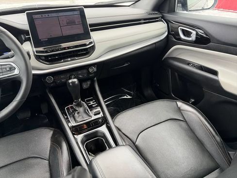 Used 2023 Jeep Compass Limited w/ Elite Group AWD/4WD image 34