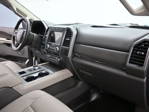 Used 2020 Ford Expedition XLT w/ Equipment Group 202A image 26