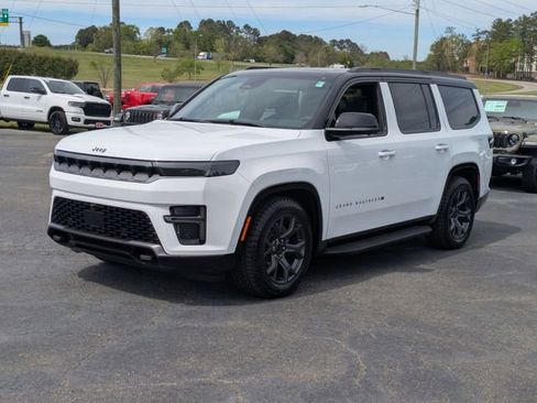 New 2026 Jeep Grand Wagoneer 4WD image 4