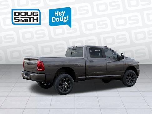 New 2026 RAM 3500 Laramie AWD/4WD image 4