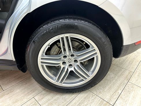 Used 2016 Porsche Macan S image 36