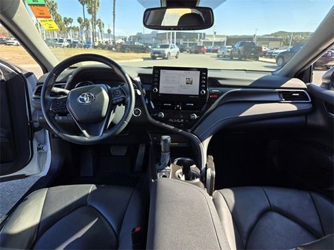 Used 2021 Toyota Camry XSE image 16