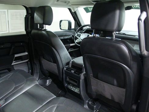 Used 2023 Land Rover Defender 110 S AWD/4WD image 23