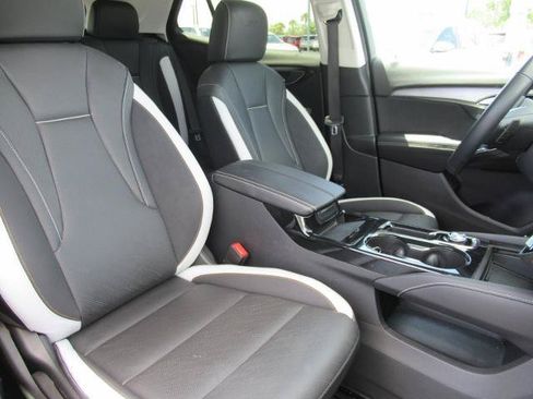 Used 2025 Buick Envision Sport Touring AWD/4WD image 9