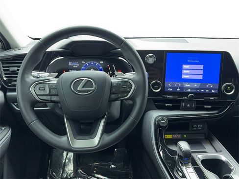 Used 2024 Lexus NX 250 FWD w/ Premium Package image 17