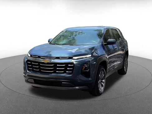 Used 2025 Chevrolet Equinox LT AWD/4WD image 5