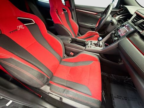 Used 2017 Honda Civic Type R image 15