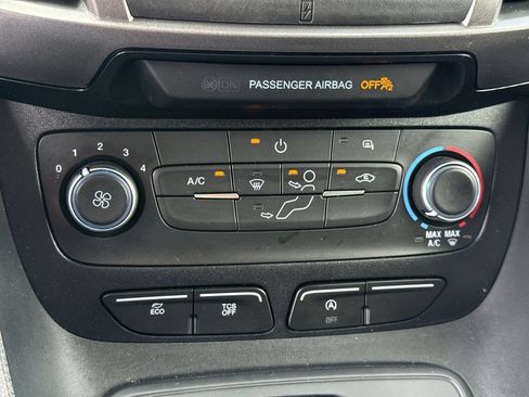 Used 2020 Ford Transit Connect XL FWD image 29