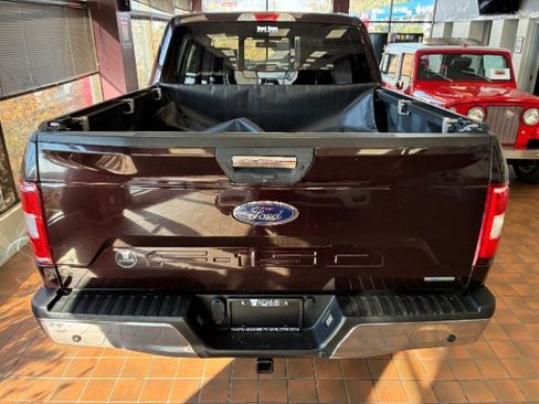 Used 2018 Ford F150 XLT w/ Equipment Group 302A Luxury AWD/4WD image 11