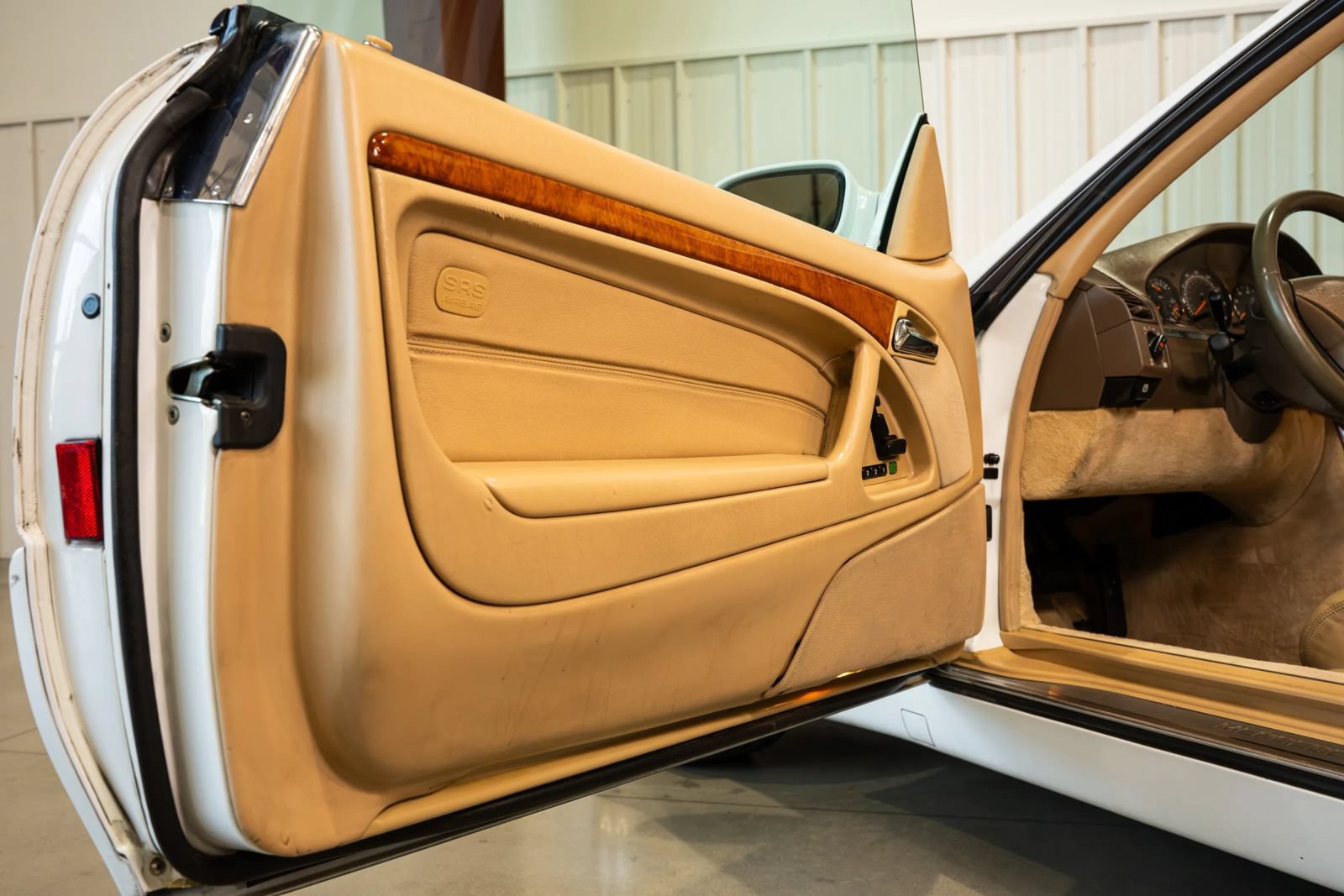 Used 1999 Mercedes-Benz SL 500 image 36