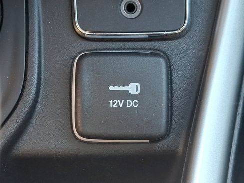 Used 2021 Jeep Compass Latitude AWD/4WD image 25