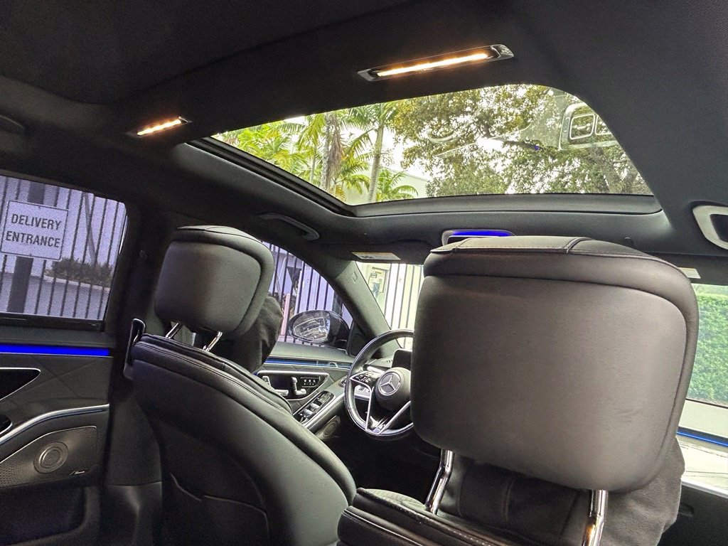 Used 2024 Mercedes-Benz S 580 4MATIC Sedan image 40
