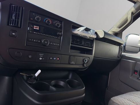 New 2025 Chevrolet Express 3500 w/ Driver Convenience Package image 16