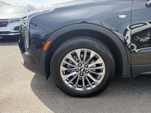 Certified 2024 Cadillac XT4 Premium Luxury AWD/4WD image 8