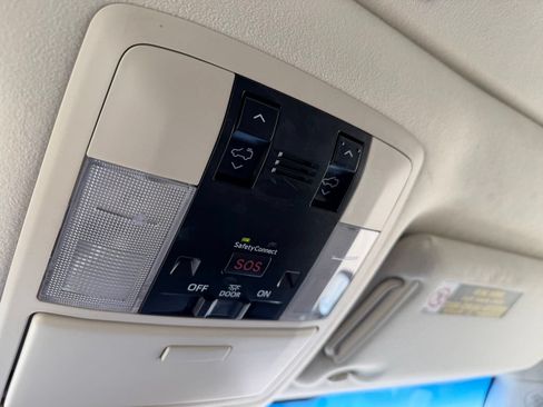 Used 2020 Lexus GX 460 Premium w/ Premium Package AWD/4WD image 22
