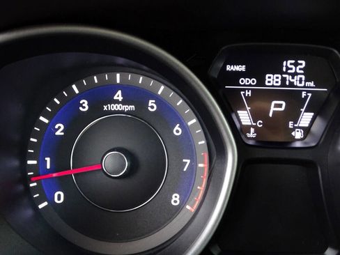 Used 2013 Hyundai Elantra GLS FWD image 61