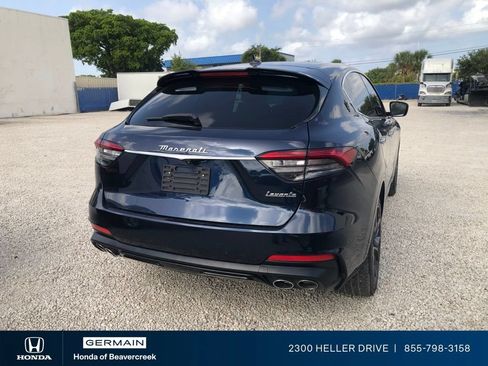 Used 2022 Maserati Levante Modena AWD/4WD image 3