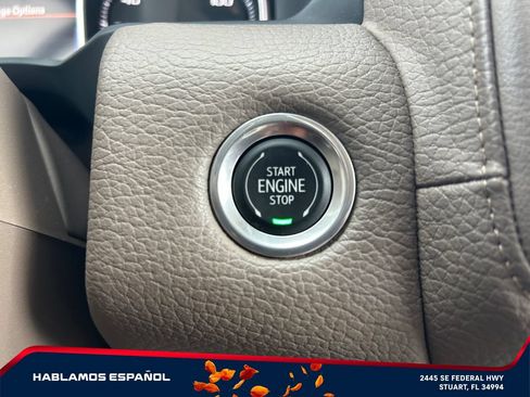 Used 2021 GMC Yukon XL Denali w/ Denali Premium Package RWD image 28