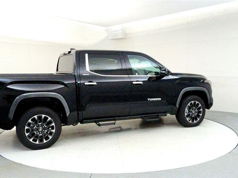 New 2026 Toyota Tundra Limited AWD/4WD image 6