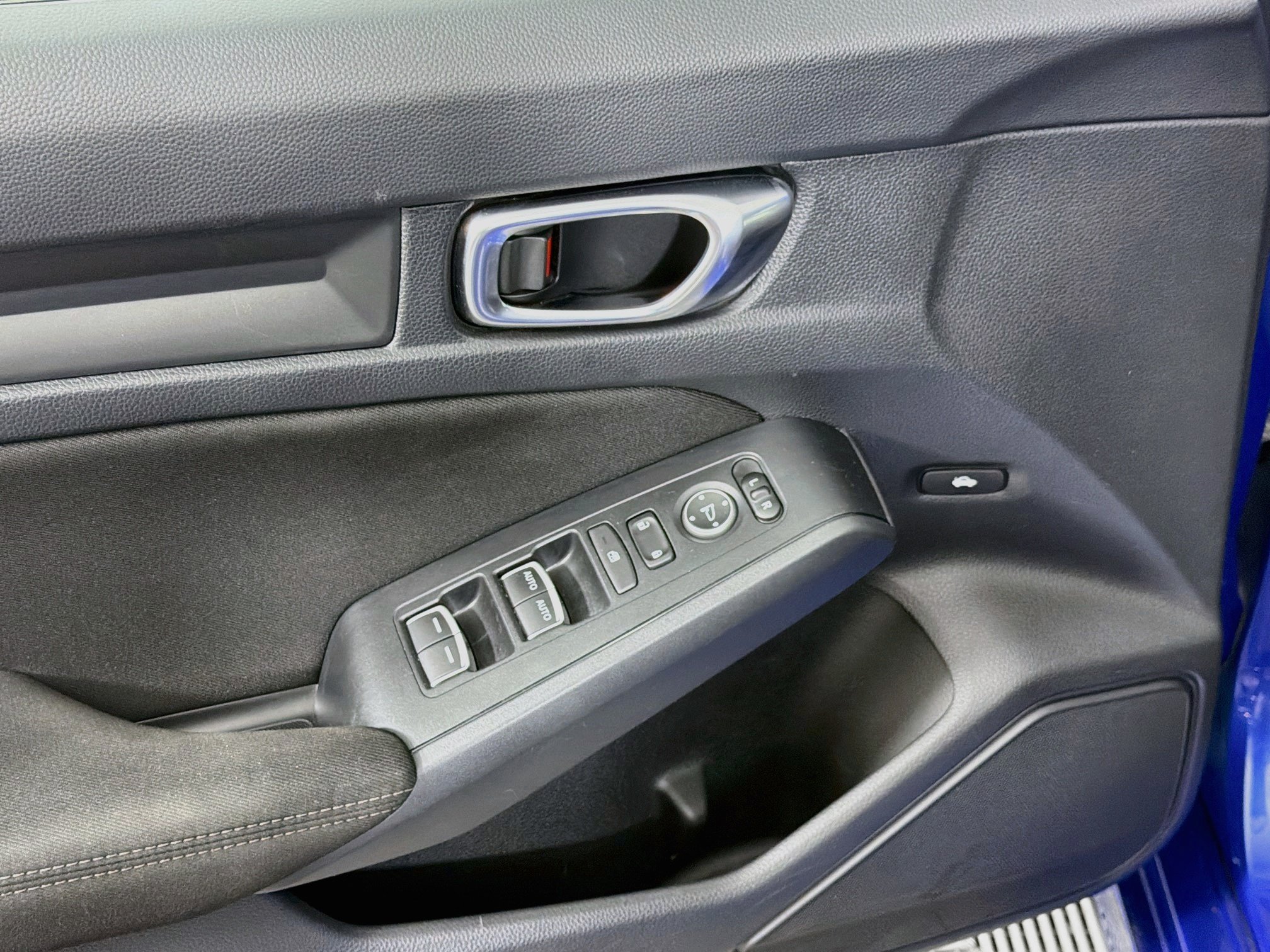 Used 2022 Honda Civic Sport image 15
