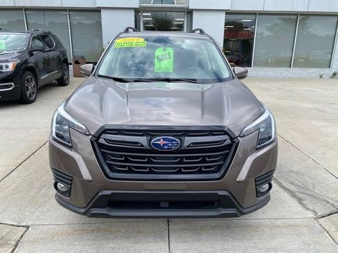 Used 2023 Subaru Forester Limited AWD/4WD image 11