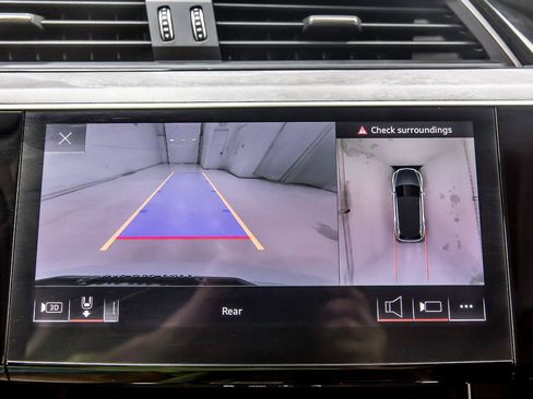 Used 2021 Audi e-tron Premium w/ Convenience Plus Package image 16