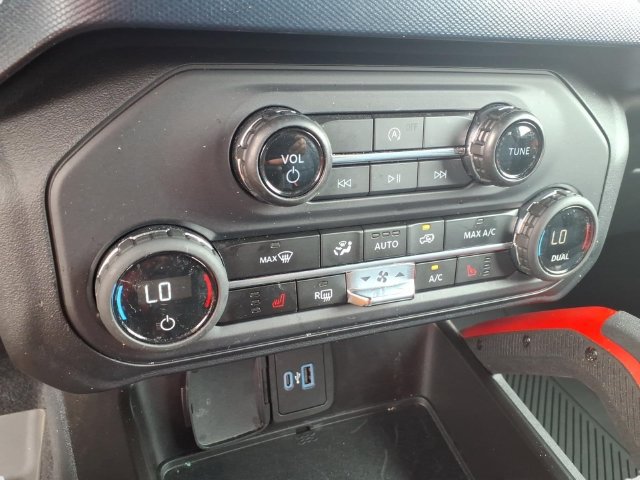 Used 2024 Ford Bronco Heritage Edition AWD/4WD image 24