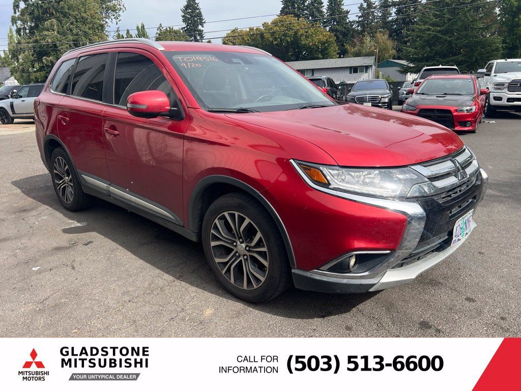 Used 2017 Mitsubishi Outlander SEL FWD image 1