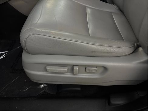 Used 2016 Honda Pilot Touring image 24